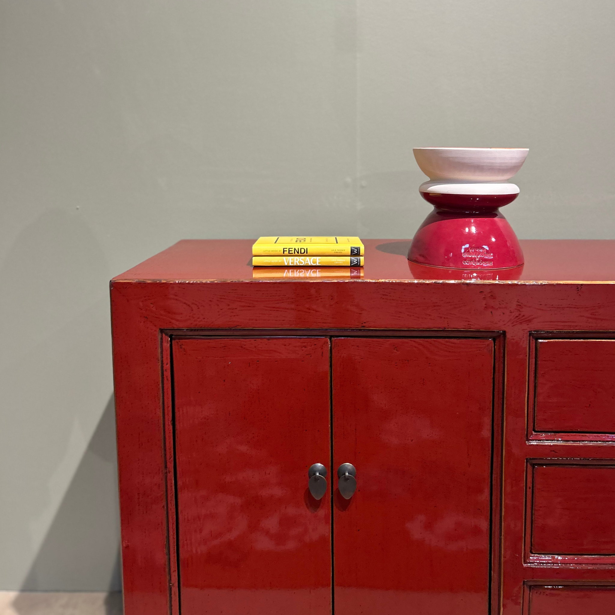 Commode 4P 3T Rouge - OVIO Home