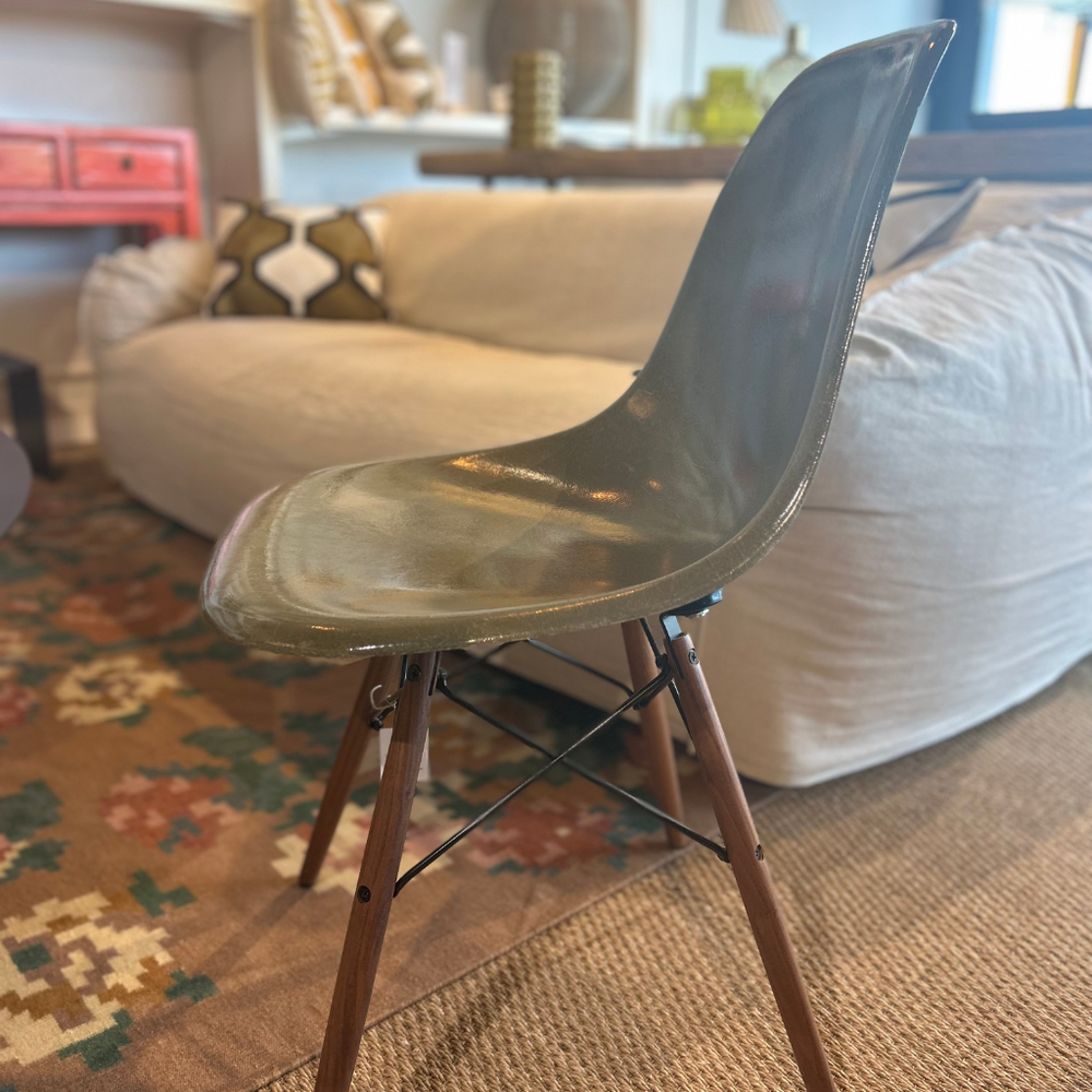 Chaise Eames Originale Kaki Clair