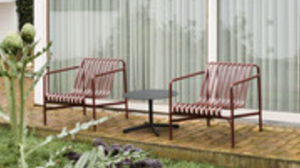 Palissade Lounge Chair Low - Chaise basse à accoudoirs Iron red