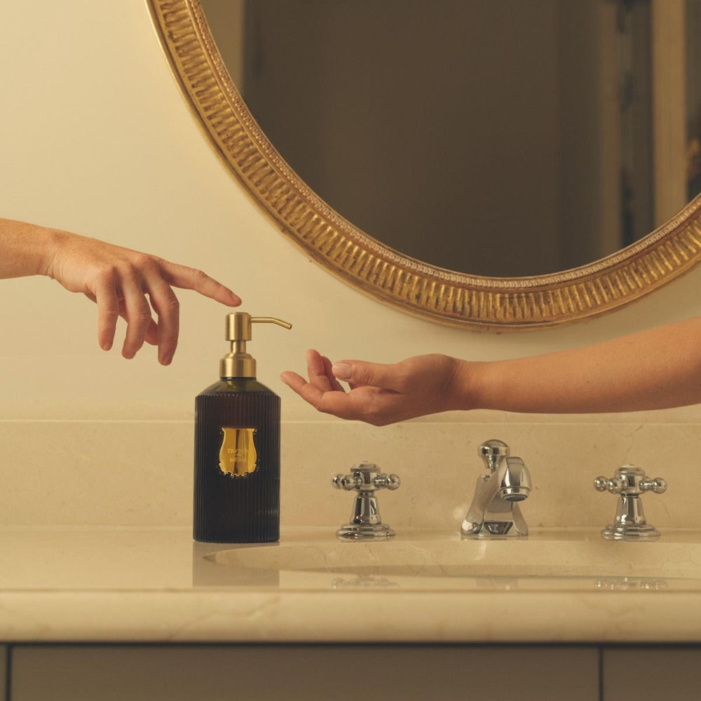 Savon Parfumé pour Les Mains - 350 ml Médie